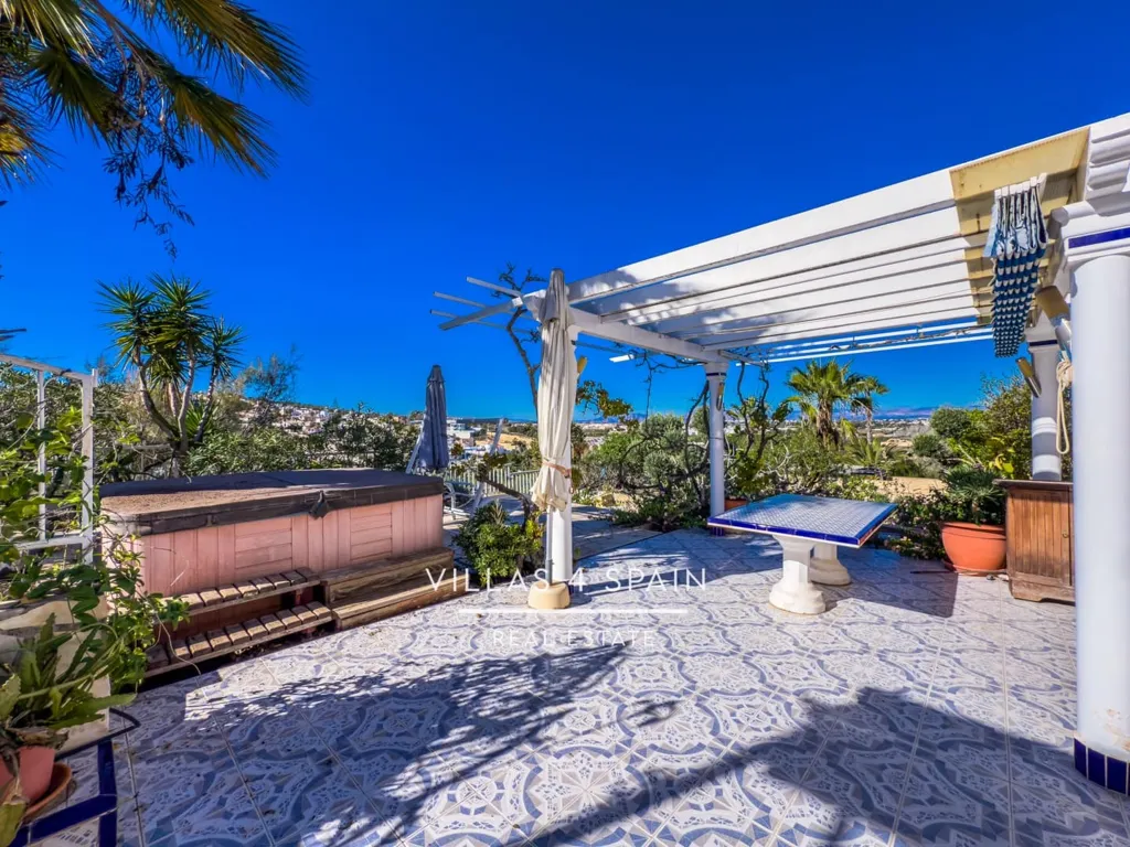 Terrazza - Villa with Golf Course Views in Ciudad Quesada