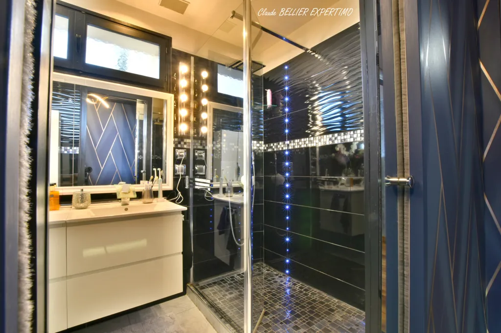 Salles de bain - Appartement T4 Rénové avec Vue Panoramique à Marseille