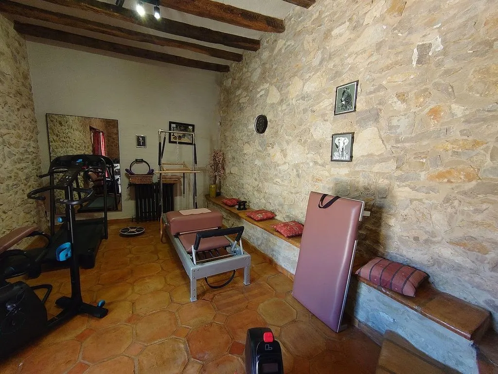 Toad - Rustic Chalet with Pool in Relleu