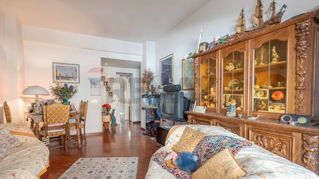 Séjour - Furnished Apartment with Balcony in Rome