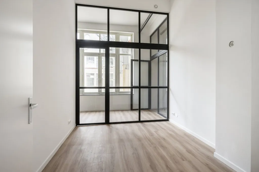 hallway_entrance