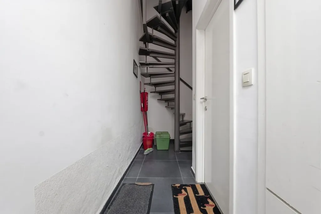 Entrée - Appartement Centrale avec Double Vitrage à Leuven