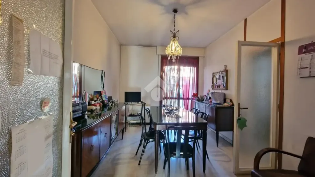 Salle à manger - Five-Bedroom Apartment with Balcony in Milan