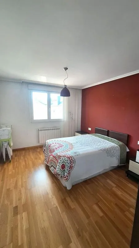 Bedrooms - Duplex with Garage in Ponferrada Centre