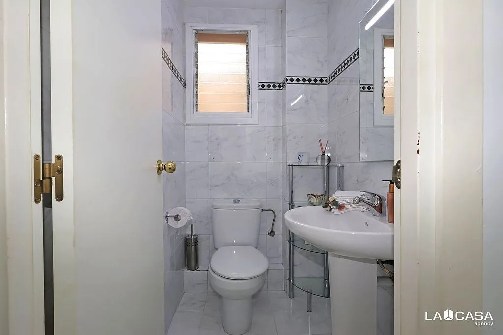 Salles de bain - Triplex Penthouse with Private Solárium in Santa Eulàlia