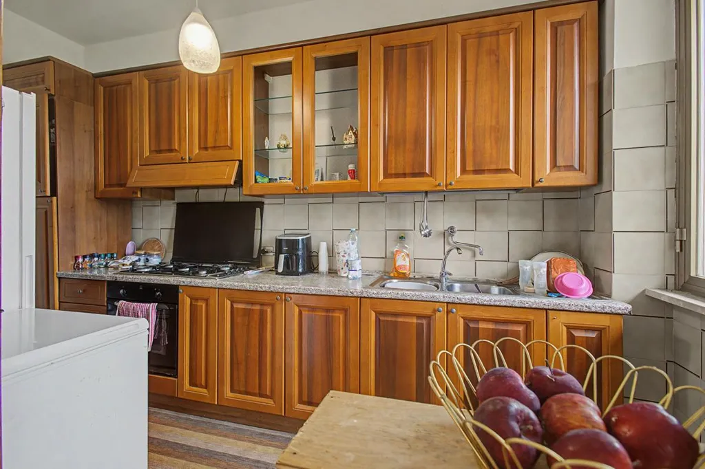Cuisine - Villa with Balcony in Arnara