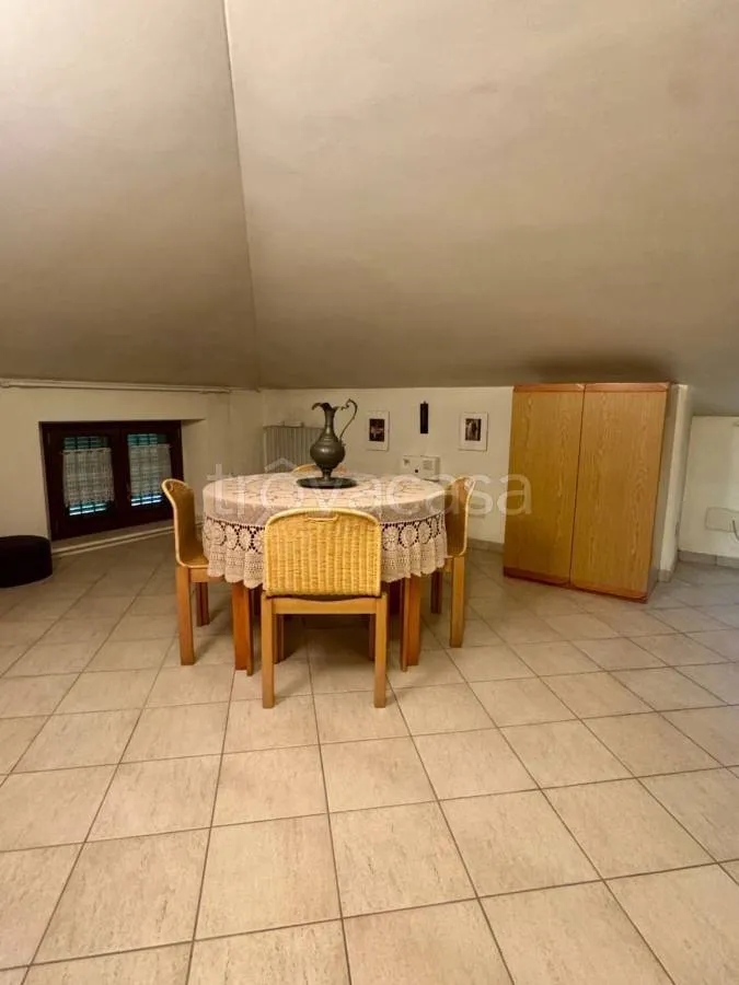 Salle à manger - Villa with Garden and Veranda in Pralormo