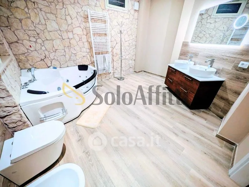 Salles de bain - Modern Apartment with Garden in Aci Sant'Antonio