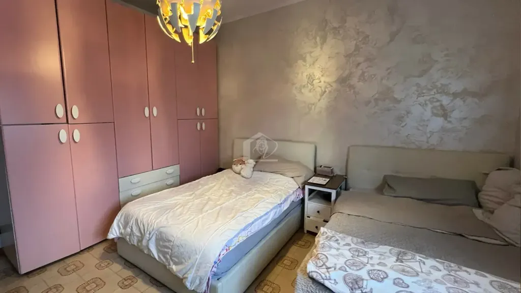 Magamistoad - Semi-Detached House with Garden in Suzzara