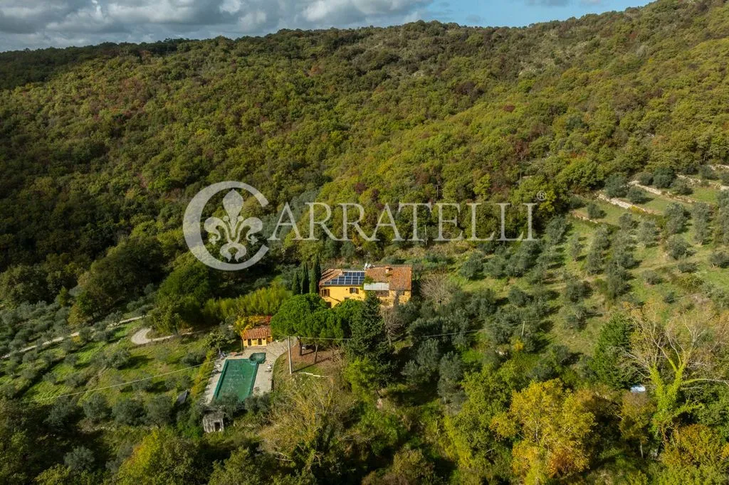 Vue aérienne - Luxury Villa with Panoramic Pool in Laterina