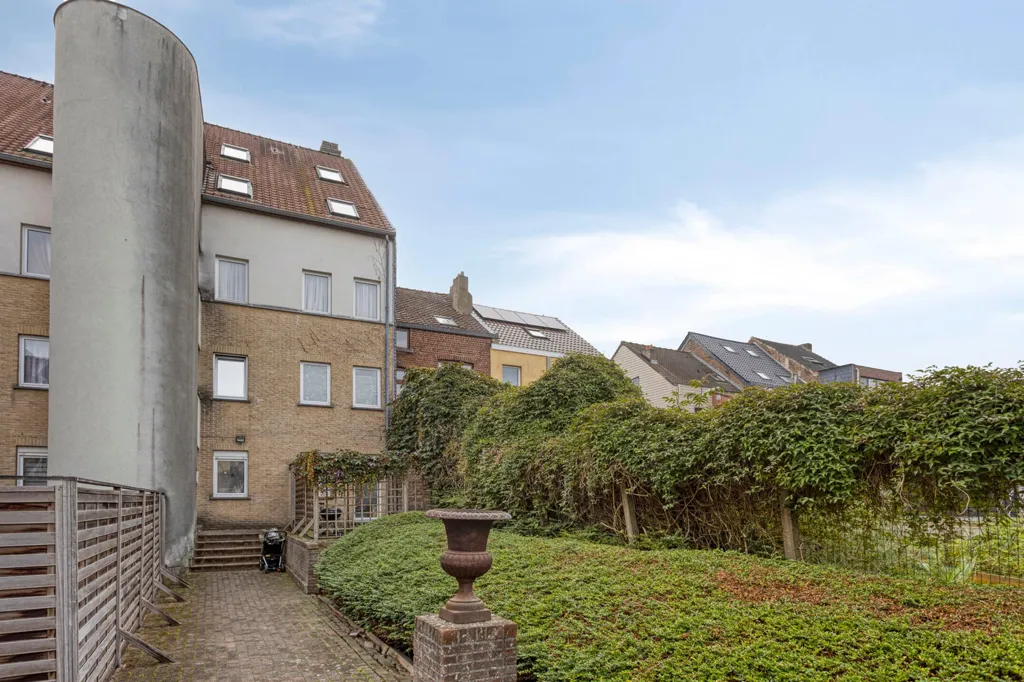 Jardin - Appartement 2 Chambres avec Garage à Buizingen
