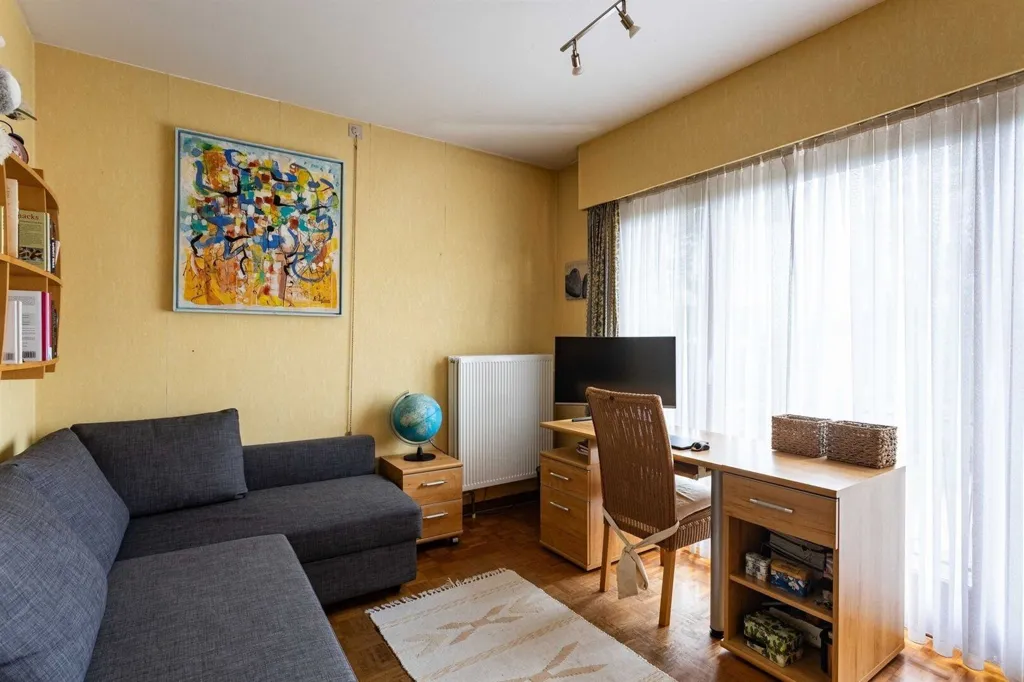 3 magamistoaga maja asukohas Landegem