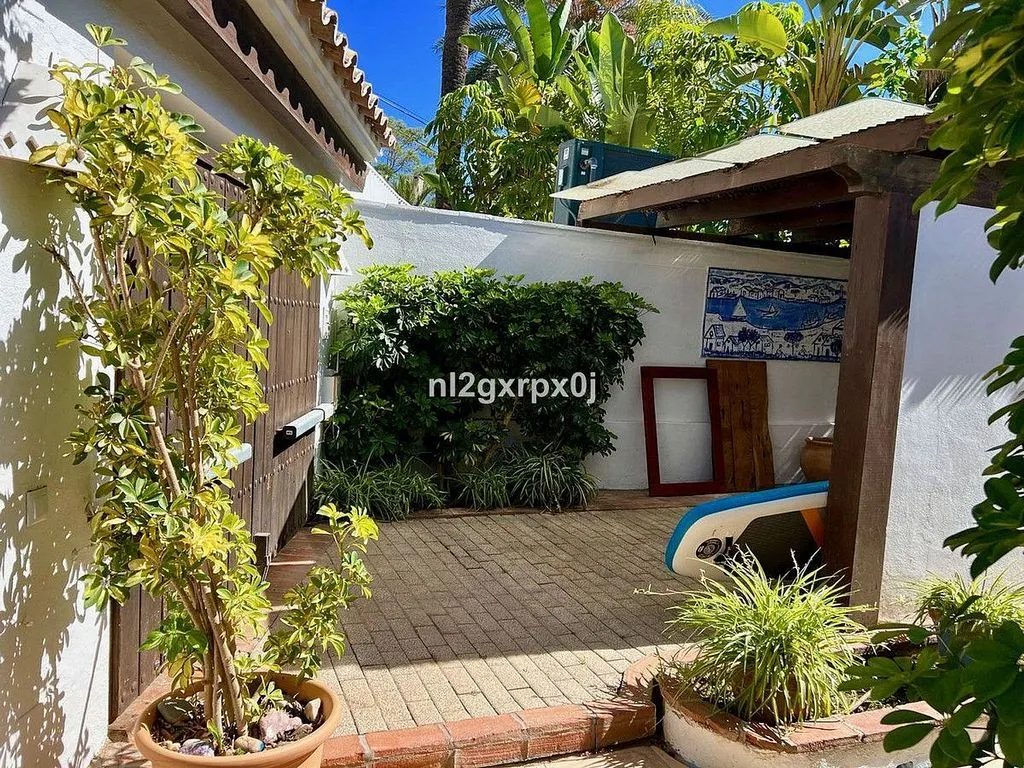 Giardino - Andalusian Villa with Pool in Marbella
