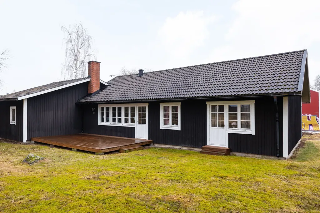 Extérieur - One-Storey Villa with Garden in Valö