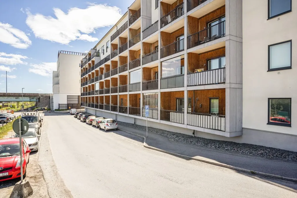 Extérieur - Two-Bedroom Flat with Balcony in Central Knivsta