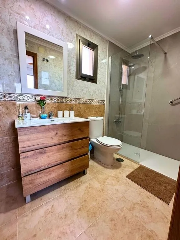 Salles de bain - Luxury Apartment with Multiple Views in Benidorm