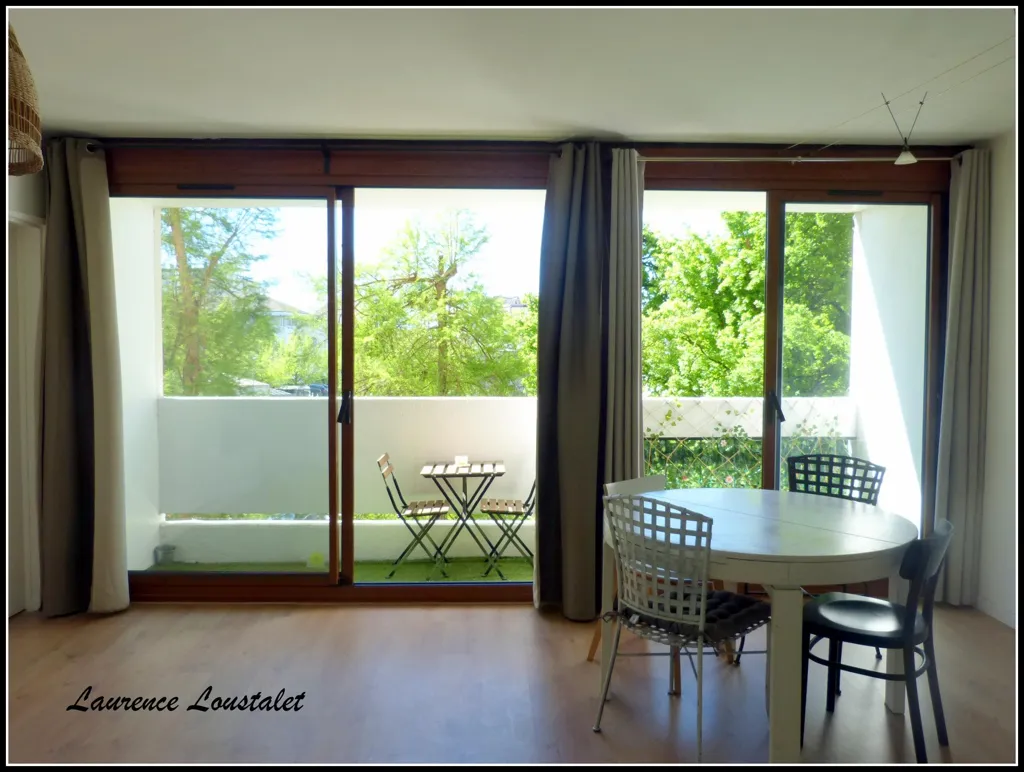 Salle à manger - Appartement T2 avec Balcon à Pau