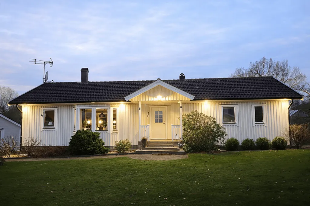1-Storey Villa with Pool in Läppe