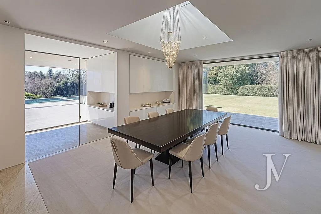 Sala da pranzo - New Construction Villa with Infinity Pool in Somosaguas