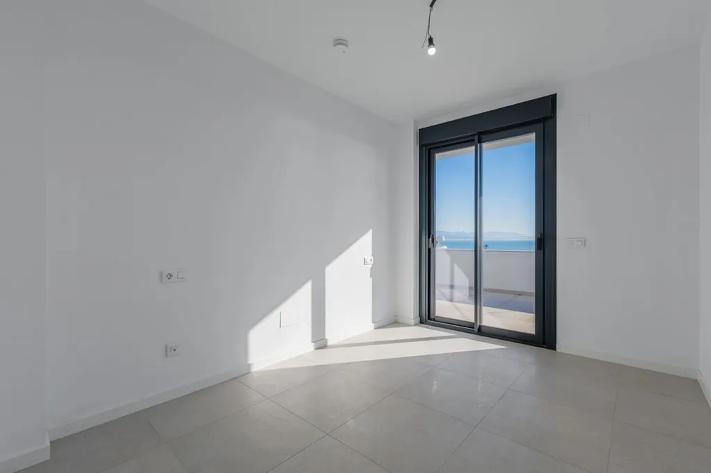 Toad - Beachfront Penthouse with Sea Views in Torremolinos