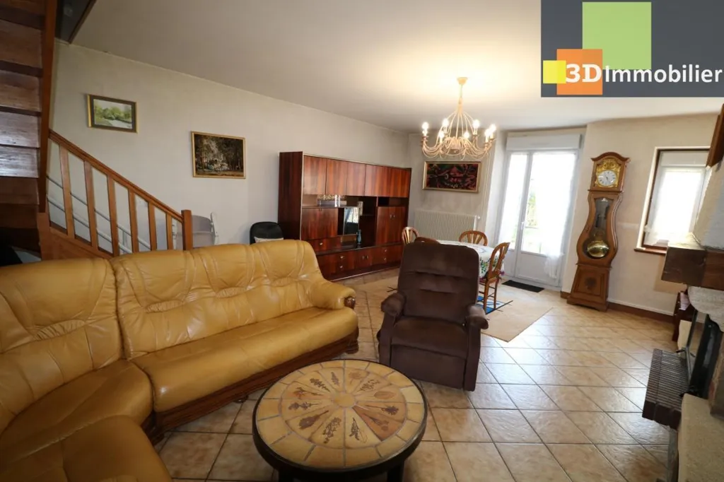 Séjour - Maison Vigneronne avec Jardin à Domblans