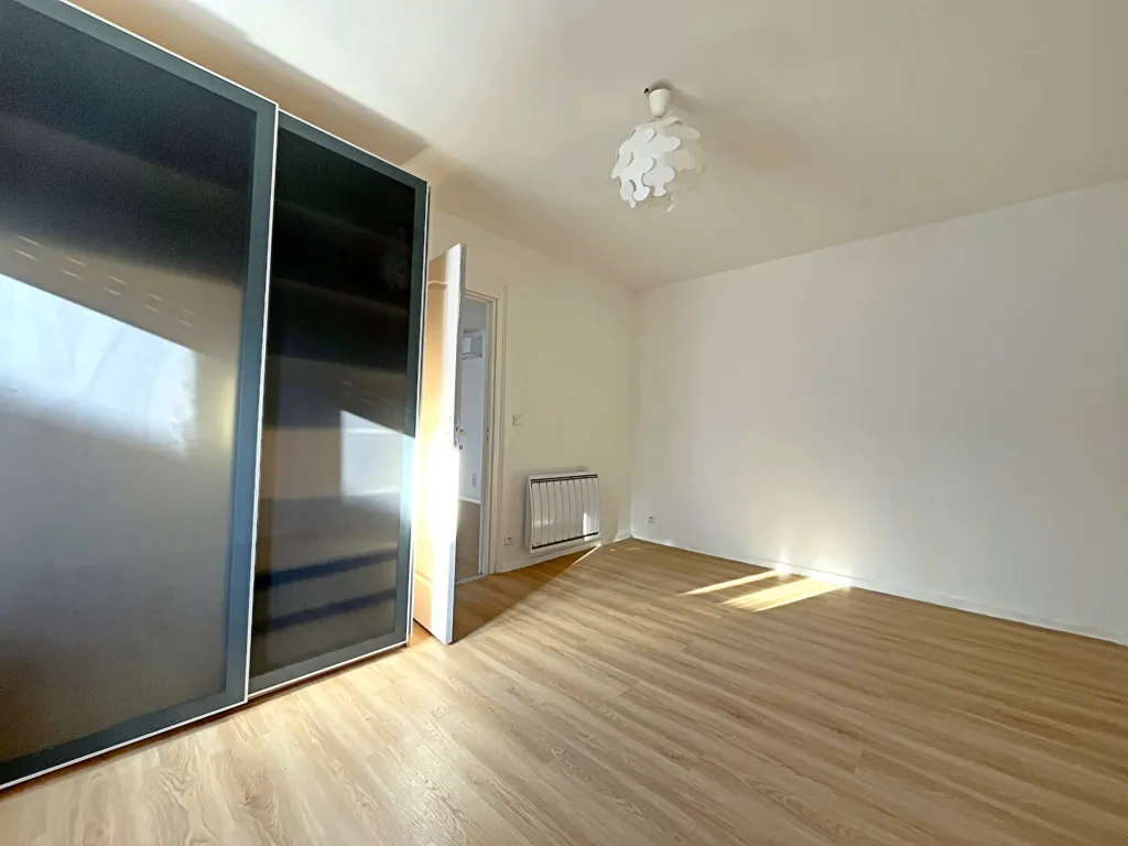 Magamistoad - Charming 2-Bedroom Apartment in Clairmarais, Reims