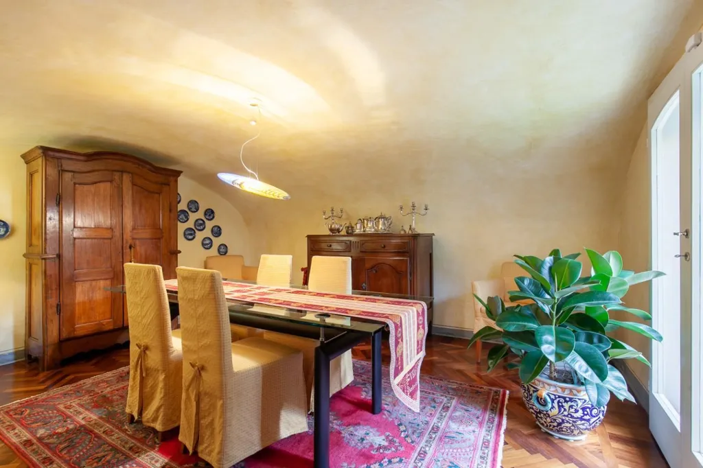 Salle à manger - Rustic Villa with Panoramic Sea View in San Giuliano Terme