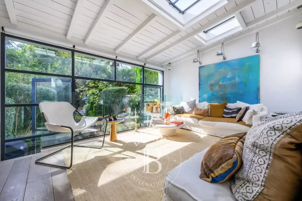 living_room