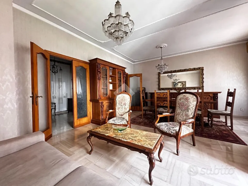 Elutuba - Bright Apartment with Balconies in Viterbo