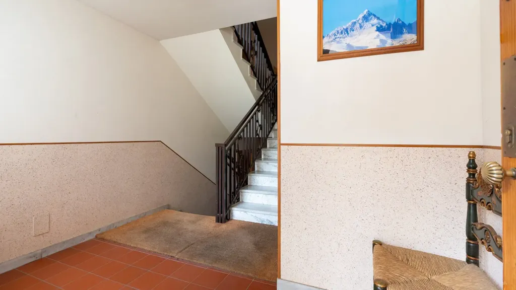 Toad - Mountain Apartment with Balcony in Crissolo
