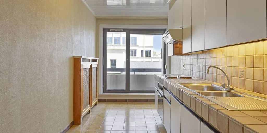 Cuisine - Appartement Installe Prêt avec Terrasse à Roeselare