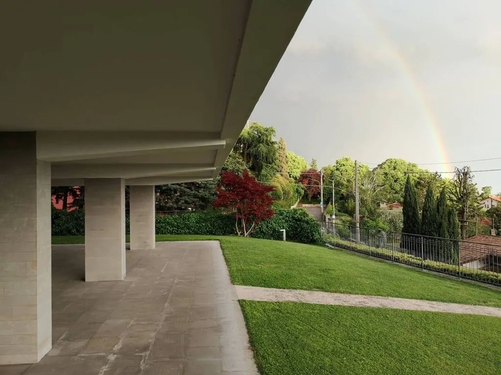 Terrasse - Luxury Villa with Pool in Brescia