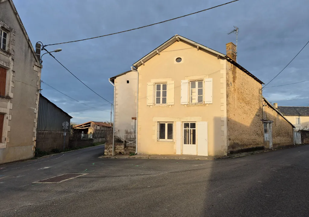 Extérieur - Maison à rénover avec jardin à Craon
