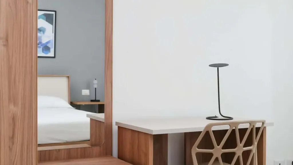 Chambres - Armed Studio with Balcony in Milan