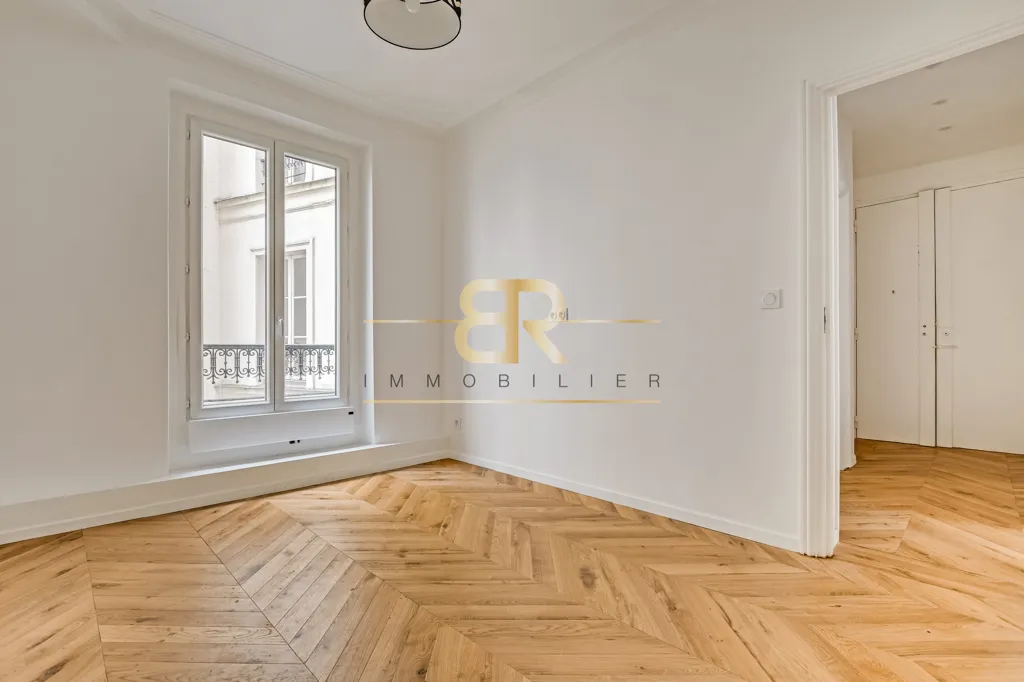 Toad - Refurbished Flat with Balcony in Paris