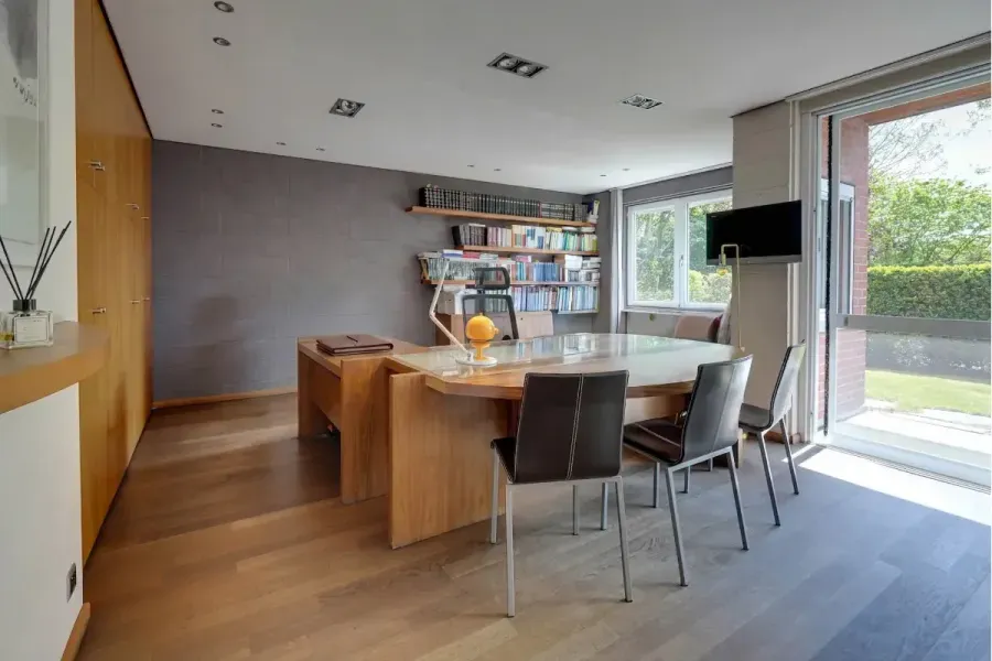 Salle à manger - Ensemble Mixte Résidentiel et Professionnel à Pecq