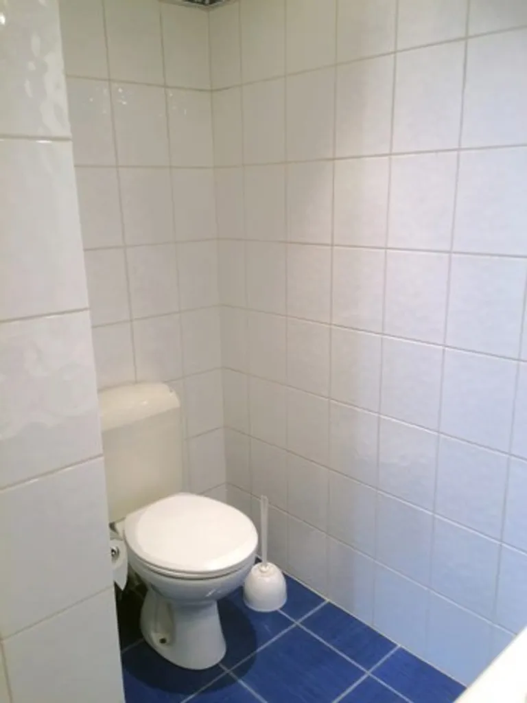 Bathrooms - Charming Flat with 2 Bedrooms in Grand Place