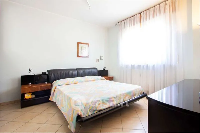 Magamistoad - Modern Apartment with Balcony in Bovisio-Masciago