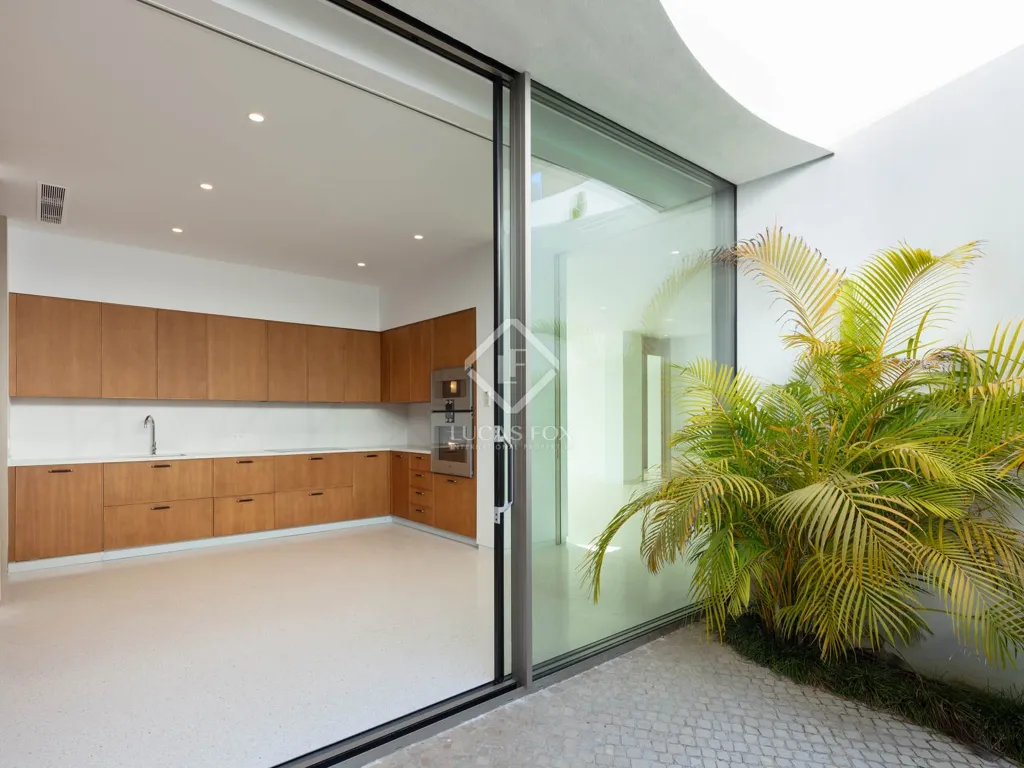 Cucina - Contemporary Villa with Pool in Estepona