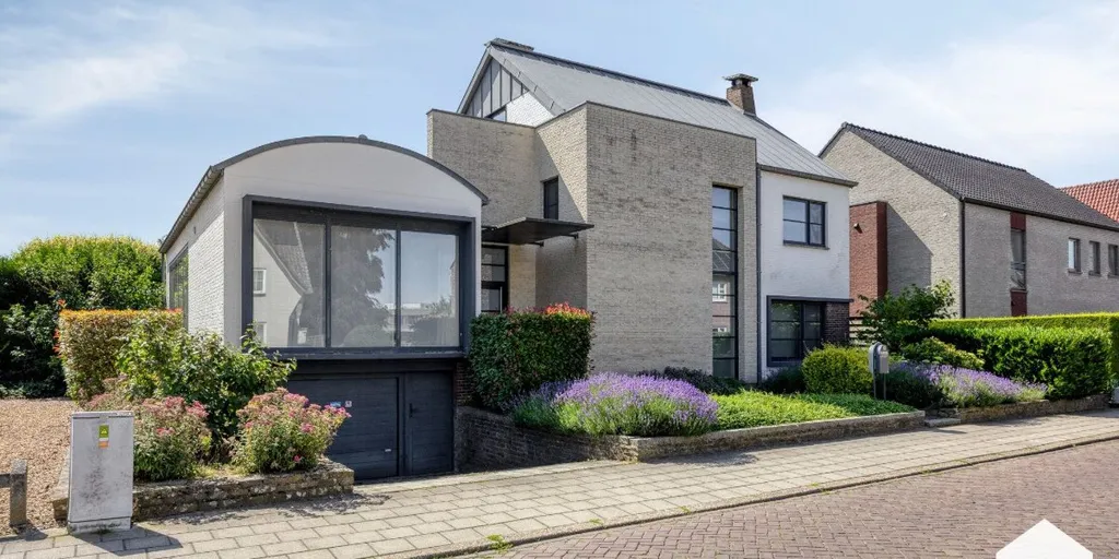 Esterno - Renovated Villa in Neerpelt Centre