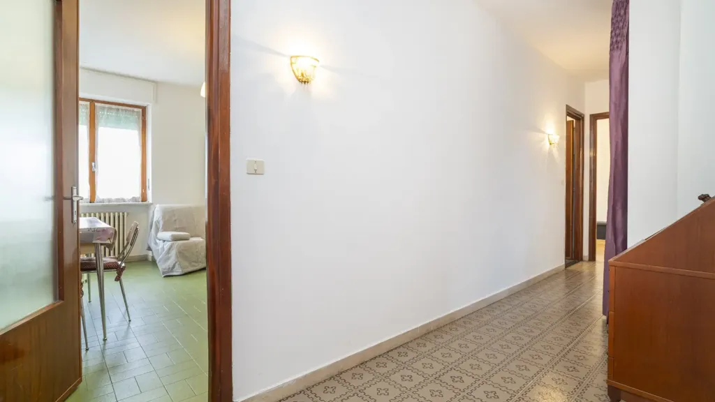 Esik - Apartment with Three Balconies in Melle Centre