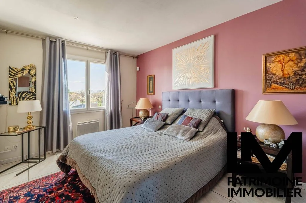 Bedrooms - Luxury Villa with Pool in Agde