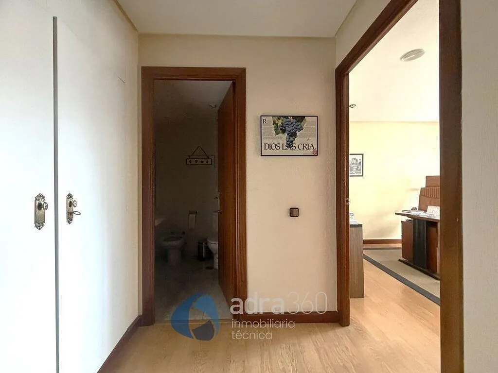 Esik - Apartment with Terrace in Logroño Centre