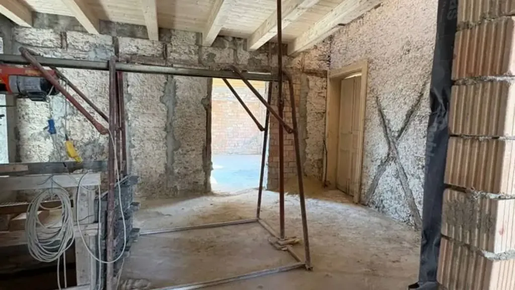 other_room