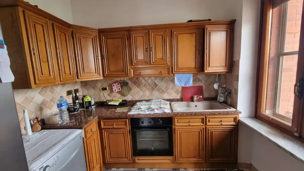 Cuisine - Rearfacing Apartment with Balcony in Foglizzo