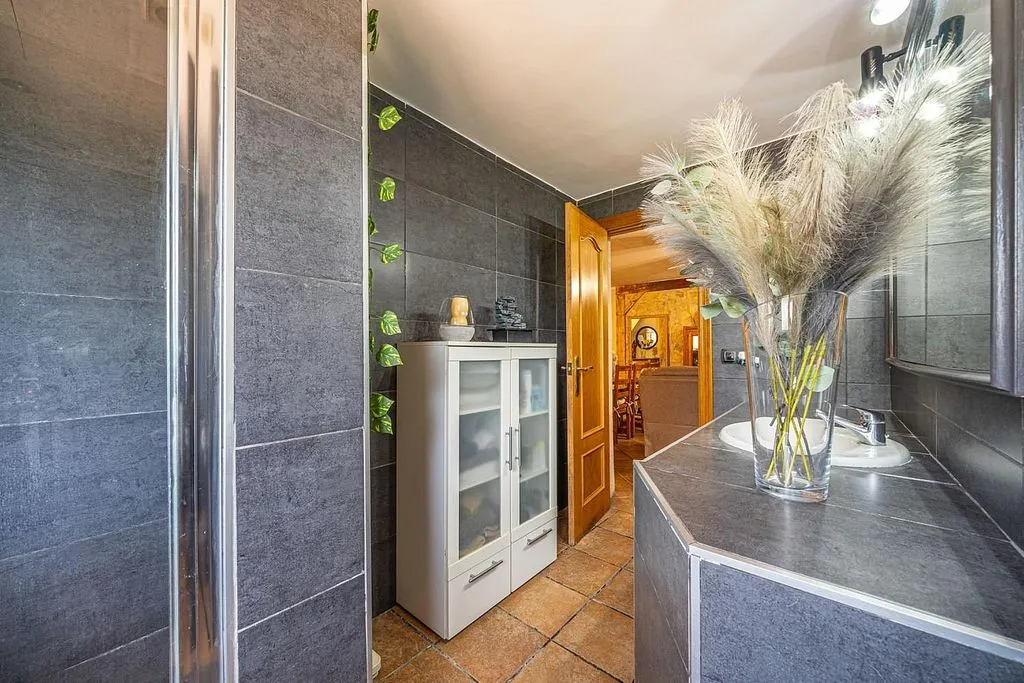 Bagni - Rustic Chalet with Pool in Inca Centre