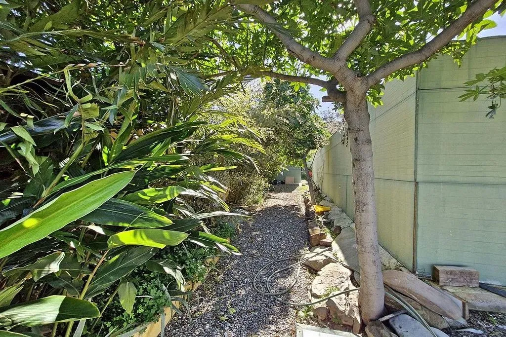 Garden - Rustic Cottage with Pool in Coín