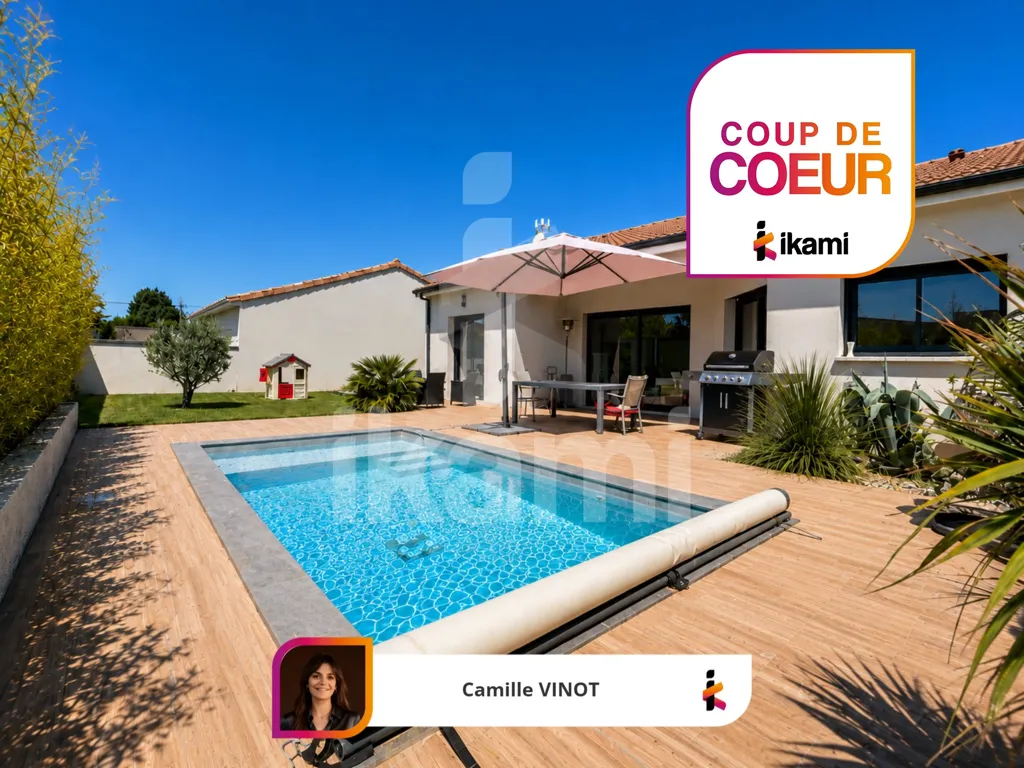 Pool - Architectural House with Pool in Mours Saint Eusèbe