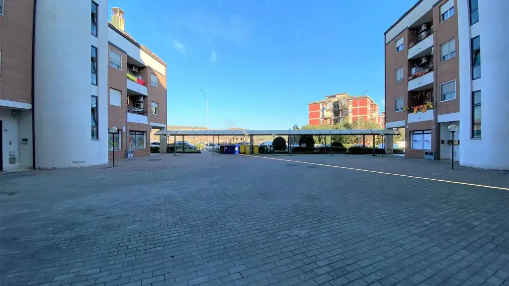 Aed - Modernised Triplex with Terrace in Catanzaro
