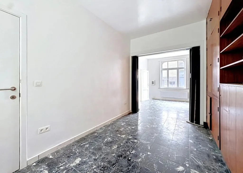 Entrée - Maison avec Atelier et Terrasse à Ans